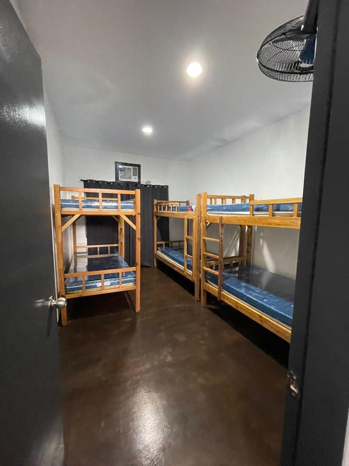 L'Pad Place Mandaluyong Esterno foto